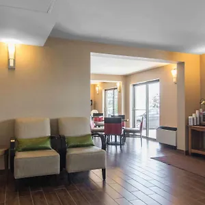 *** Motel Comfort Canada